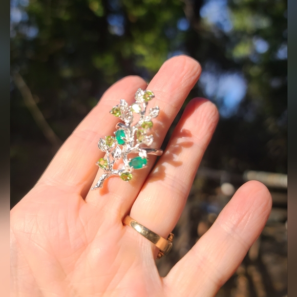 Peridot & Green Onyx sterling floral finger cuff sz6.5 - Picture 2 of 11